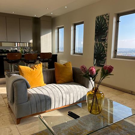 The Franklin Luxury Apartments ヨハネスブルグ エクステリア 写真